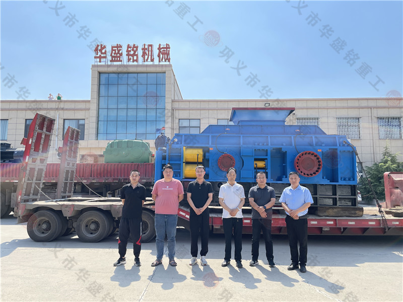 河(he)卵(luan)石(shi)製砂(sha)機